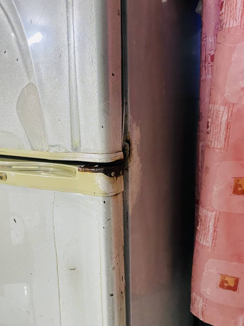 Fridge 0