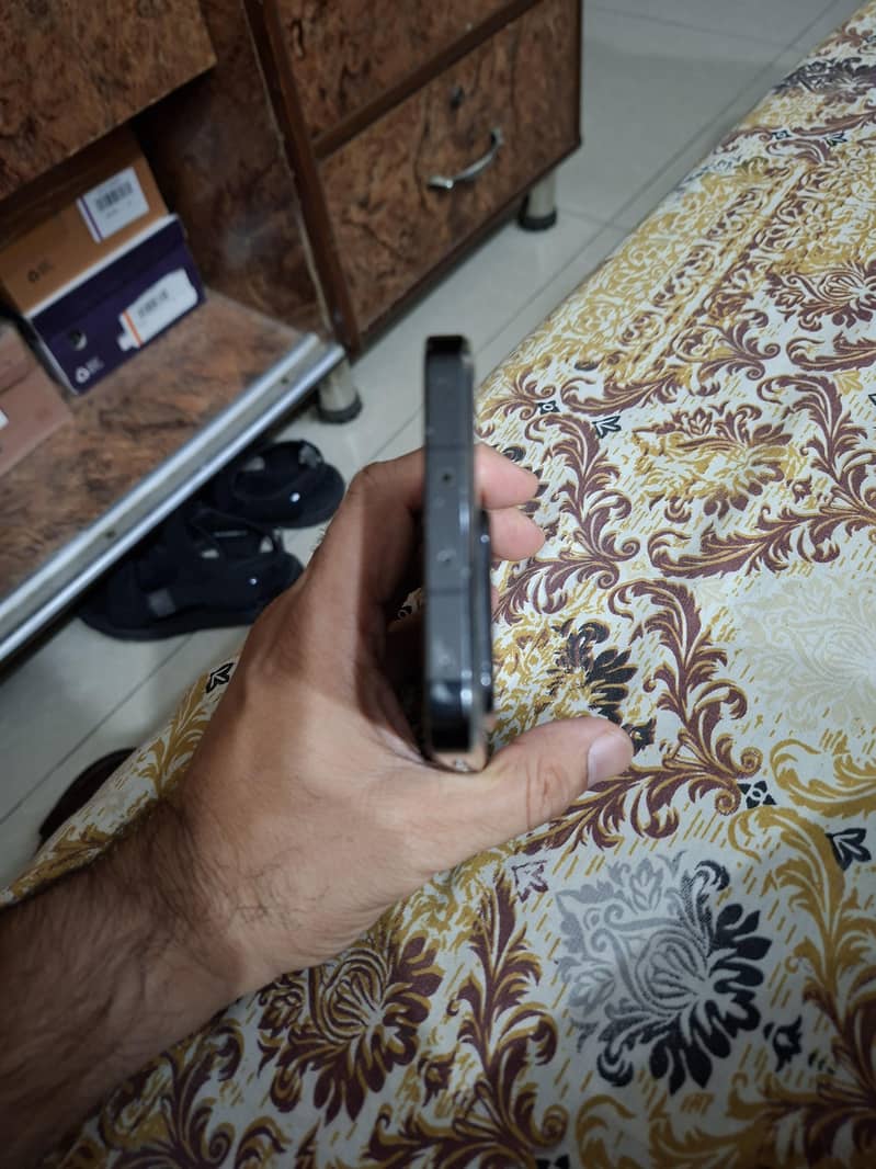 Xiaomi 13 Flagship 3