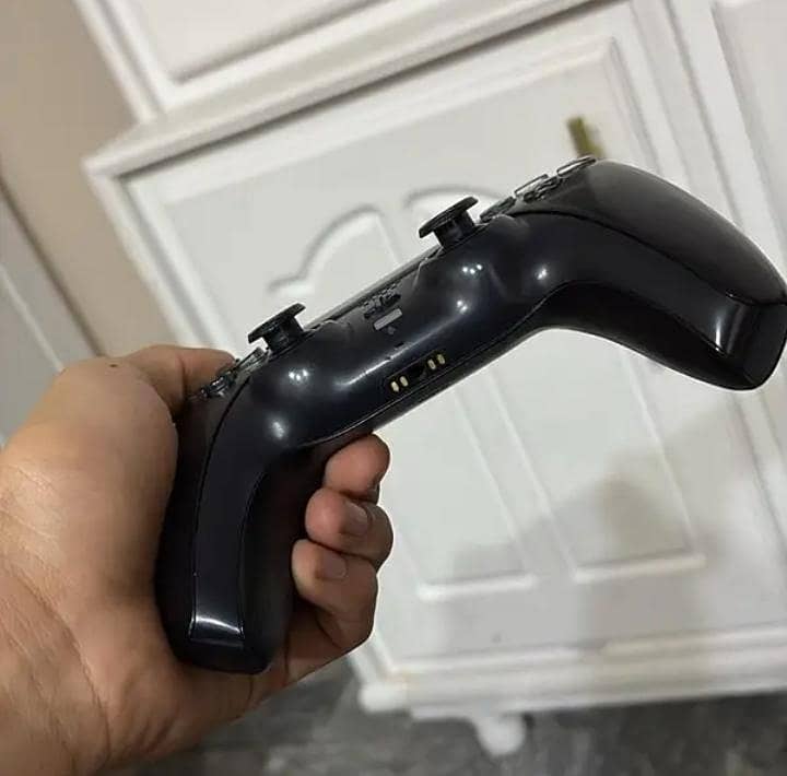 PS5 original controller 2