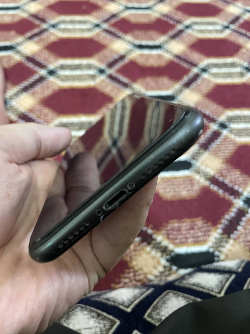 Iphone 11 3