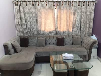 sofas with center table and curtains