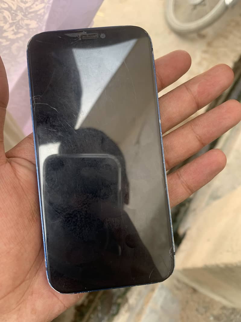 Apple iPhone 12 mini 7