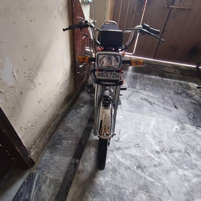 HONDA CD 70 2025 MODEL