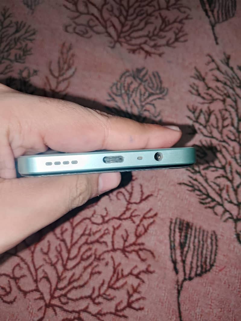 Realme Note 60x 4