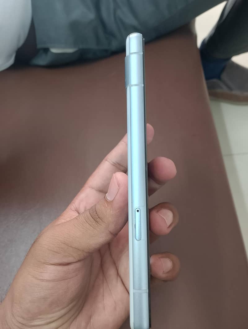 Google Pixel 7a 4