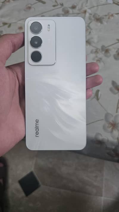 REALME C71 8/128. WITH BOX.