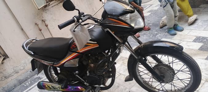honda cg dream 125. injan 100 %bio moqa par