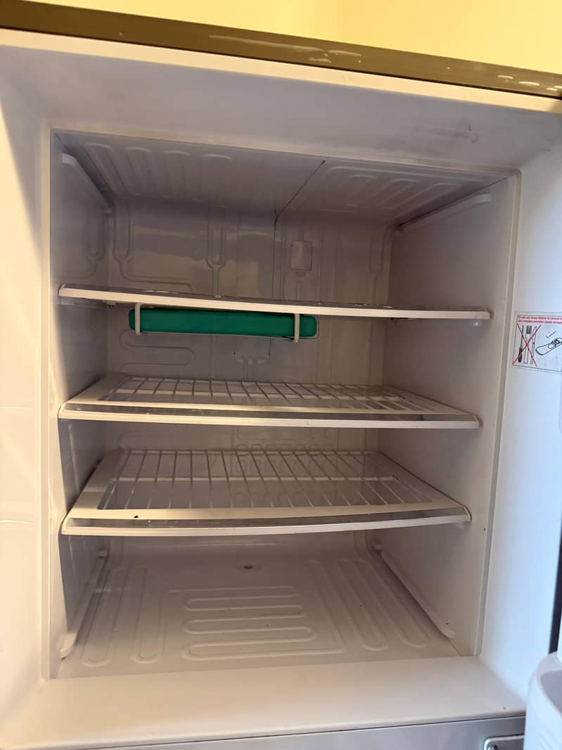 orient fridge 3