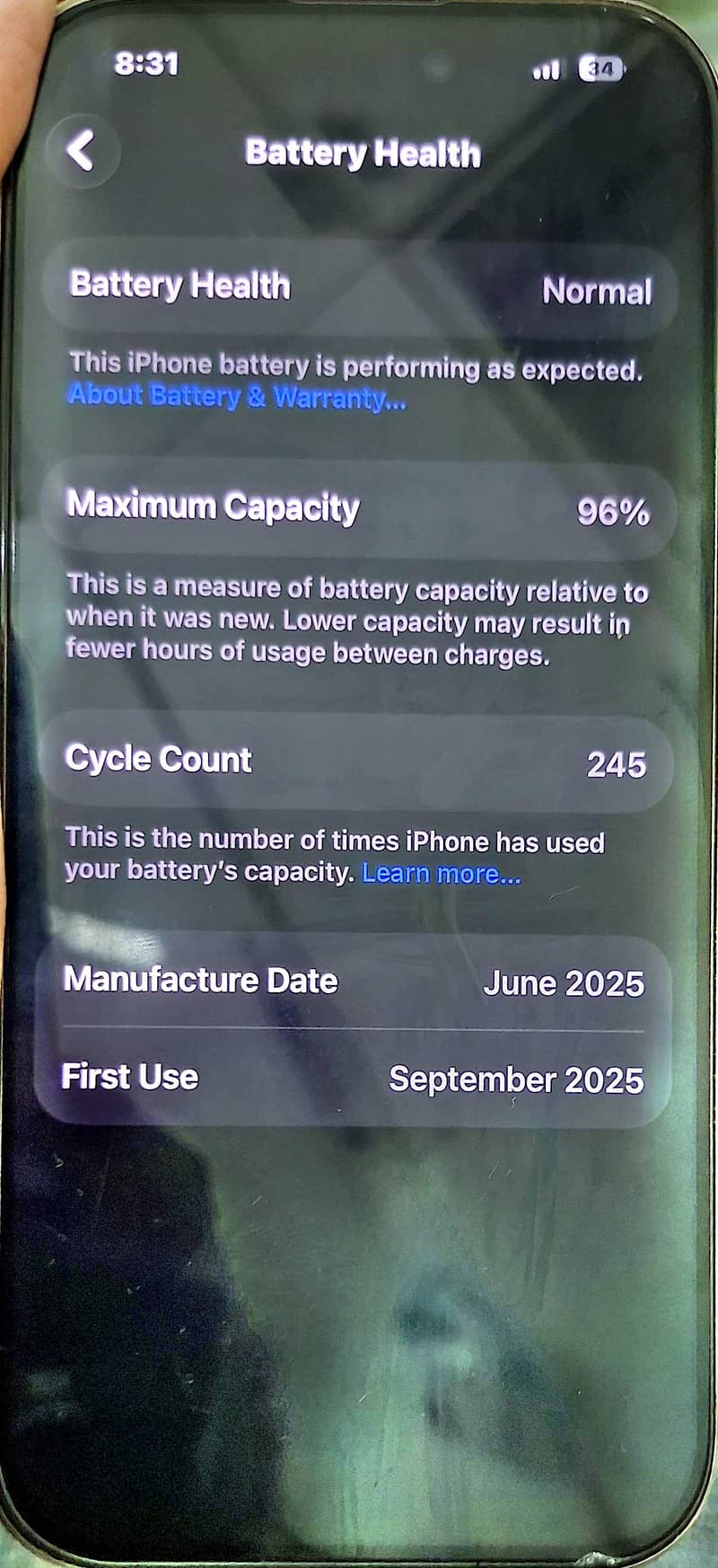 Apple iPhone 16 Pro 4