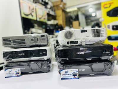 Gaming/homecinema Projectors