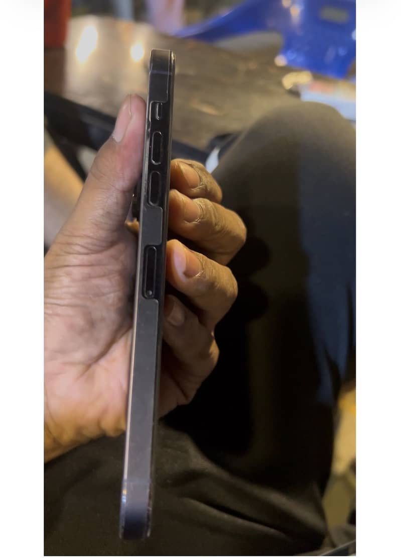 Iphone 14 pro max 2