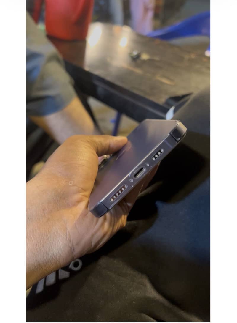 Iphone 14 pro max 3