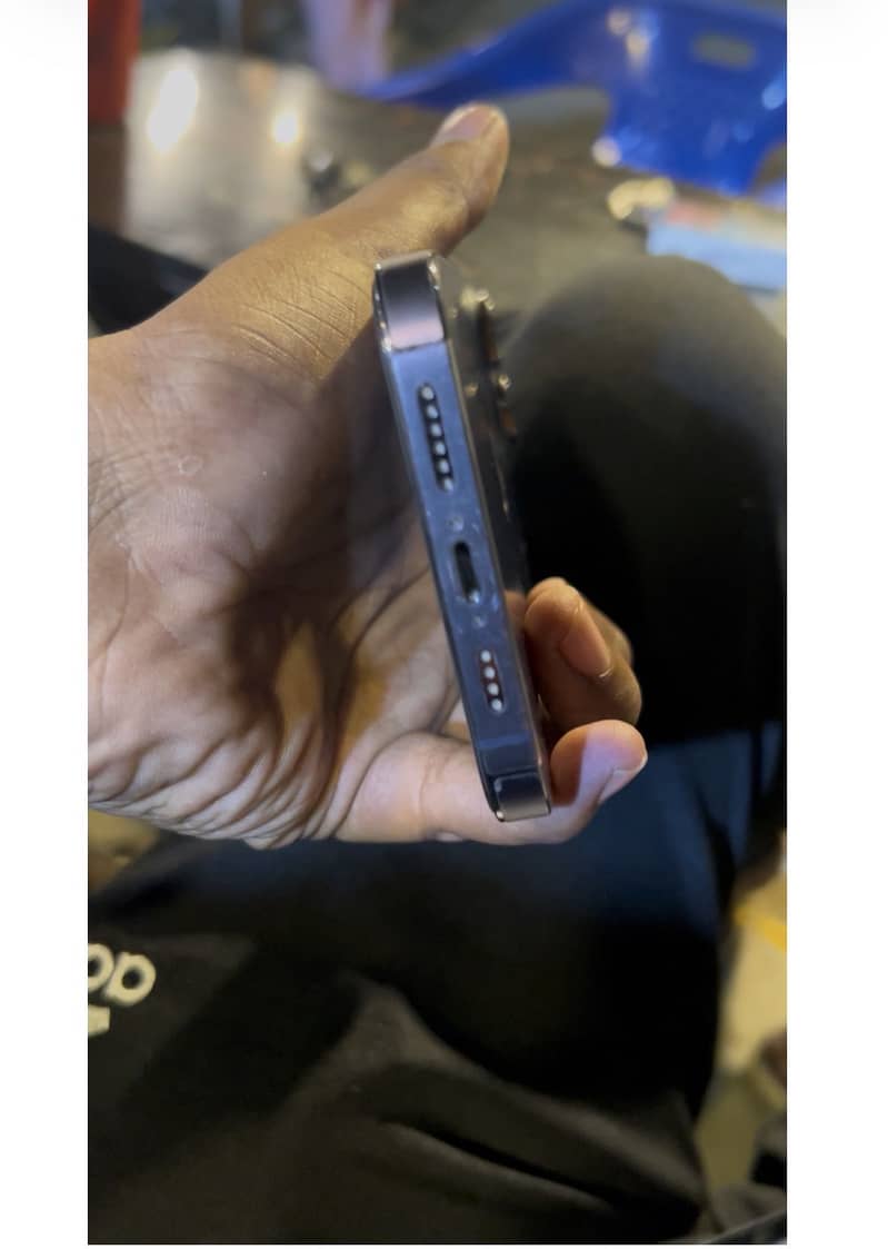 Iphone 14 pro max 6