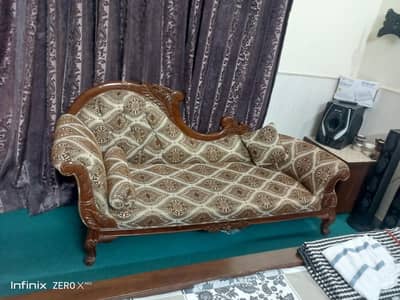 DIWAN FOR SALE