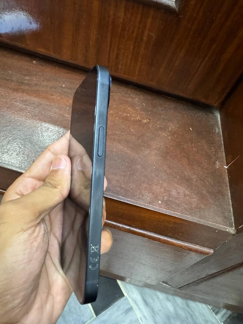 Apple iPhone 14 8