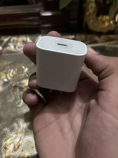 Iphone adopter with new cable. C to iphone 20 w