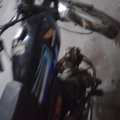 Honda70. japni baeik good candeshan new parts