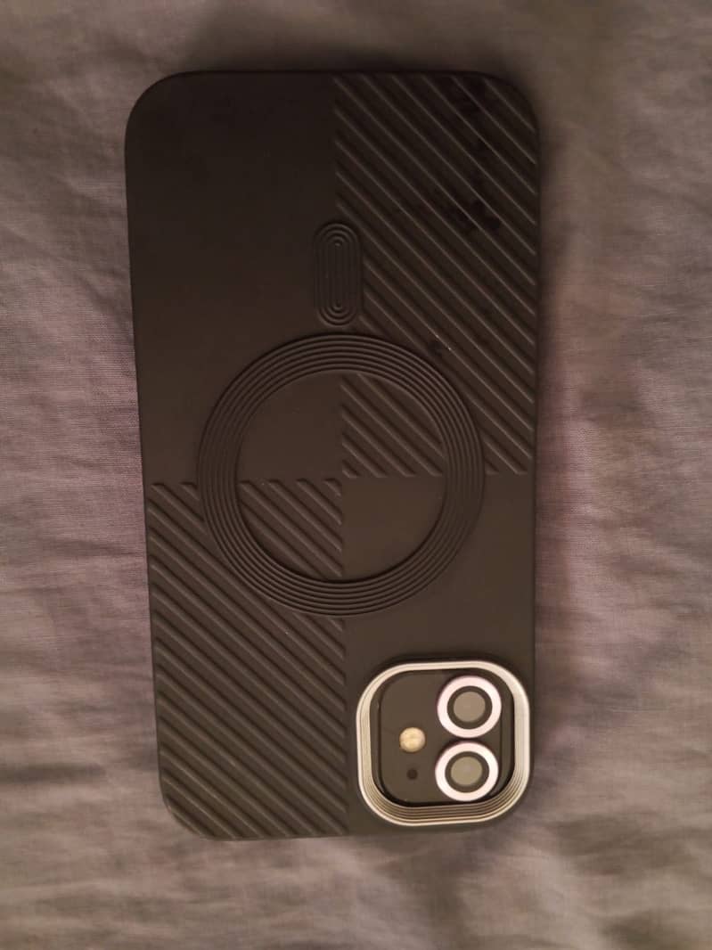 Apple iPhone 11 3
