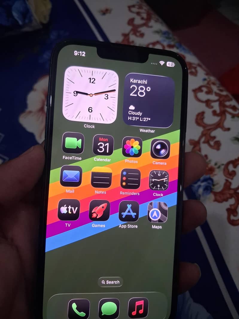 Apple iPhone 13 1