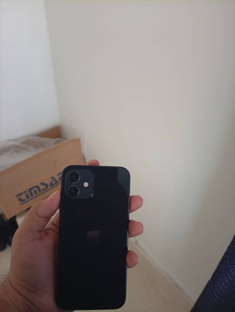 Apple iPhone 12 7
