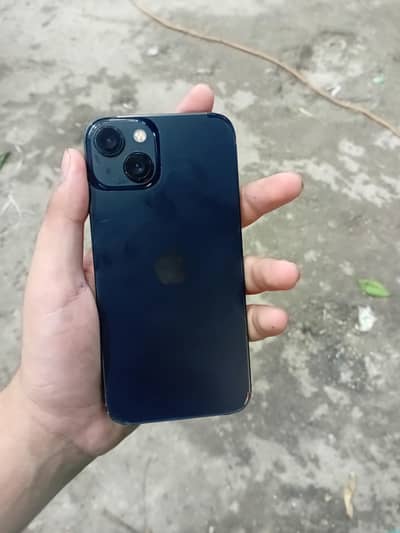 Apple iPhone 13