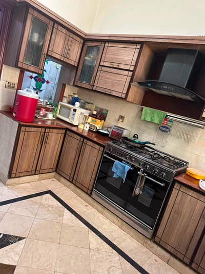 5 Marla 2 bed upper portion available for rent pak Arab society