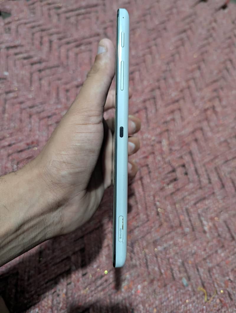 Samsung tab 4 3