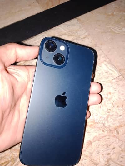 Apple iPhone 13