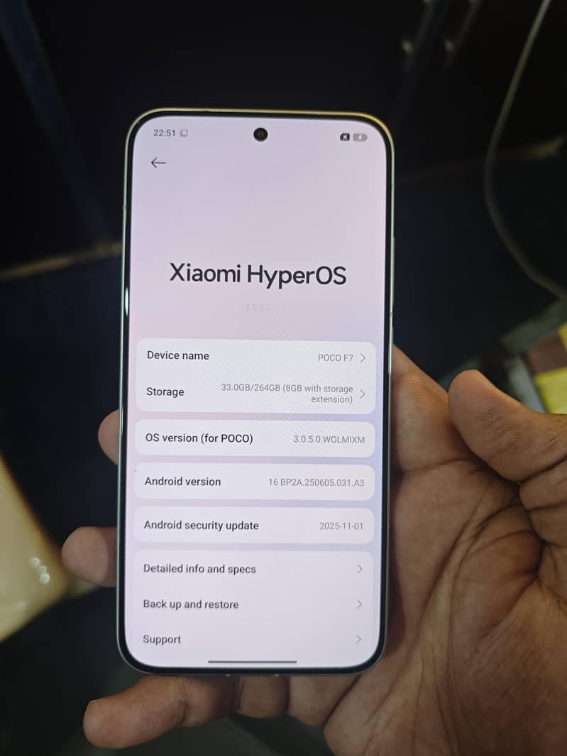 poco f7 1