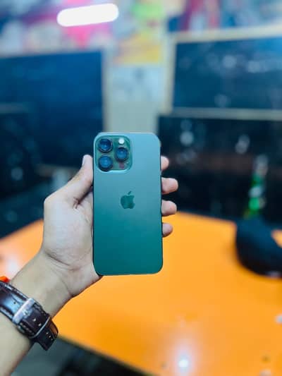Apple iPhone 13 Pro