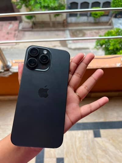 Apple iPhone 15 Pro Max JV