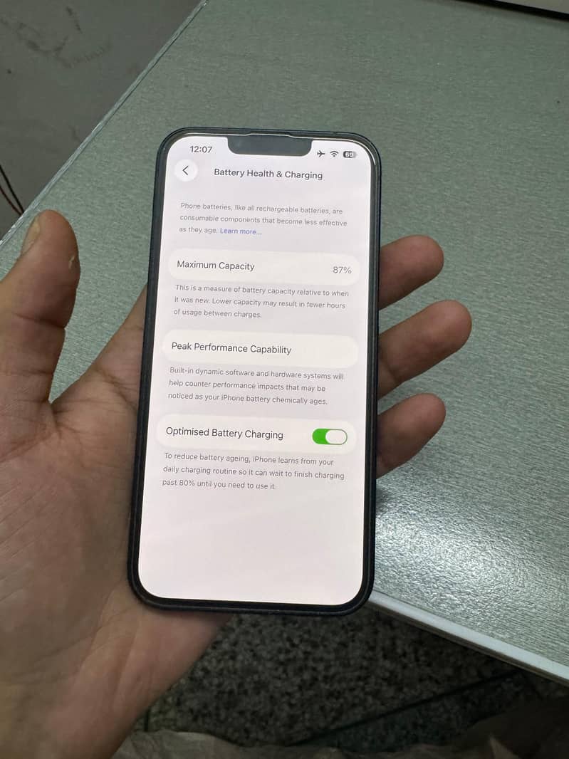 Apple iPhone 13 1