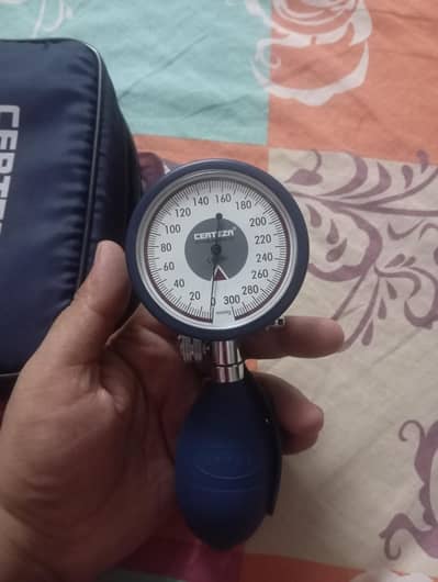 Blood pressure operatus (CERTEZA)