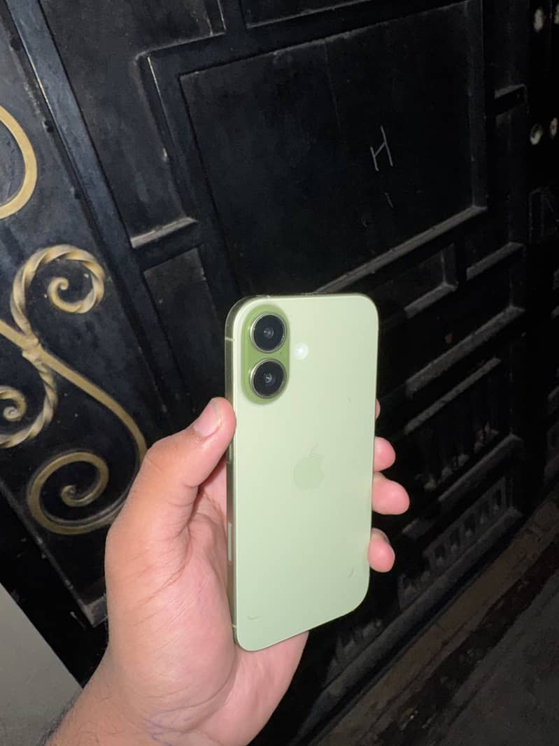 Apple iPhone 17 1