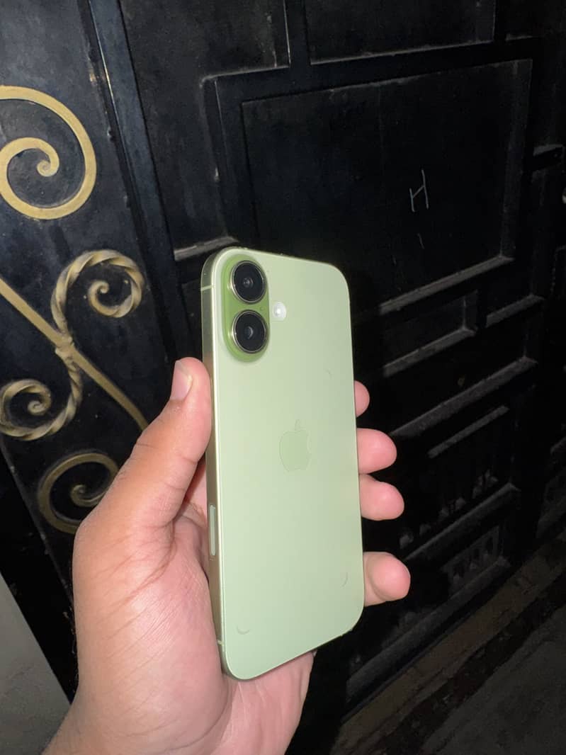 Apple iPhone 17 3
