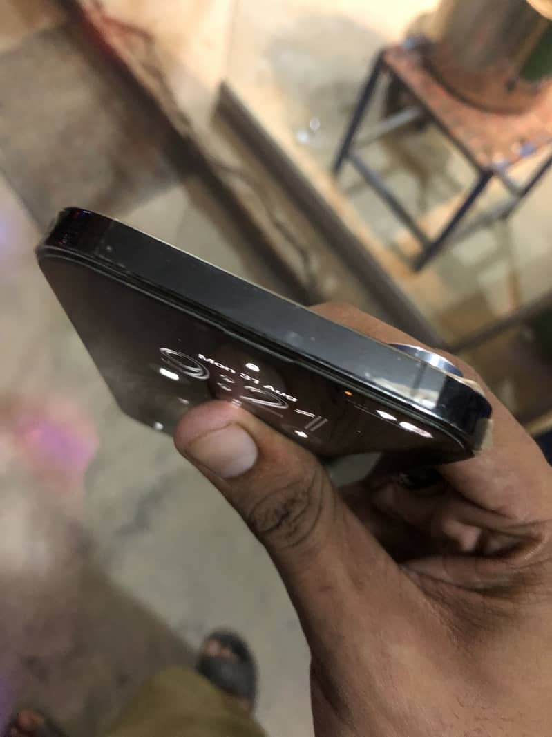 IPHONE 13 PRO MAX 1