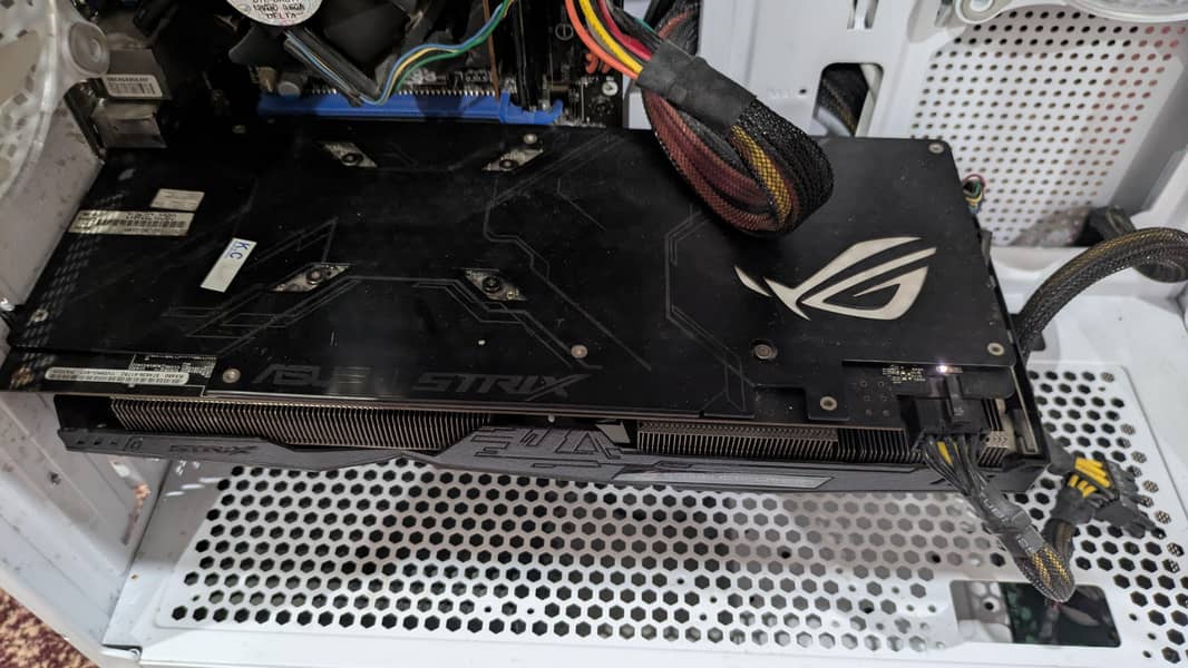 Processor (CPU): Intel Core i7 (4th Generation) / Xeon 1