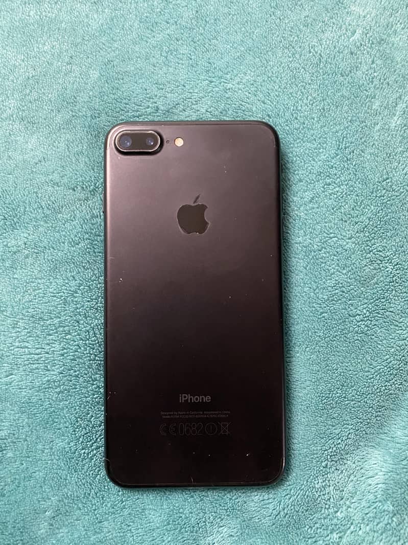 Apple iPhone 7 Plus 1