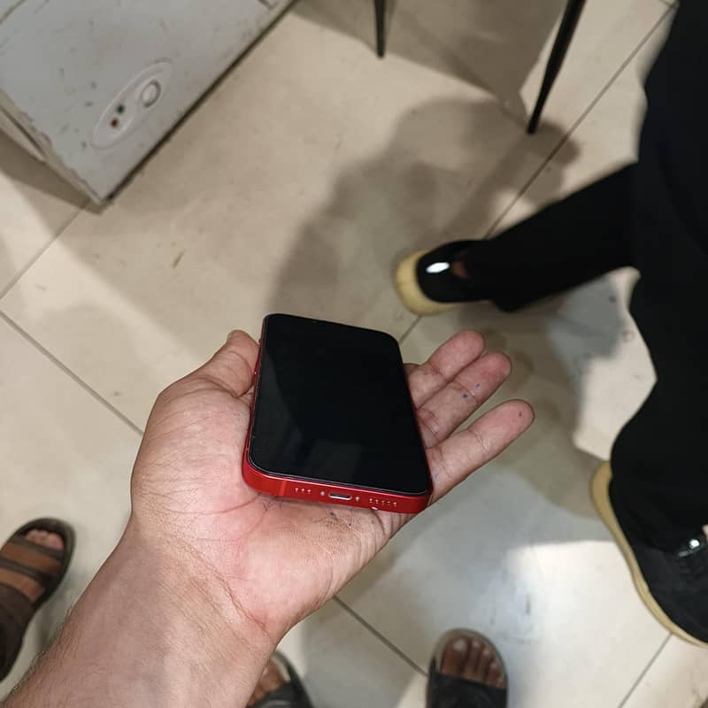 Apple iPhone 14 6