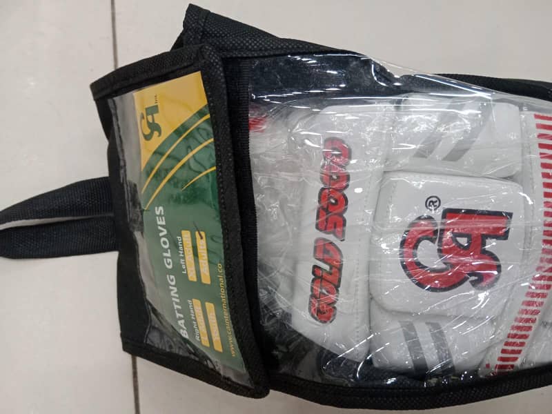 pad gloves 0