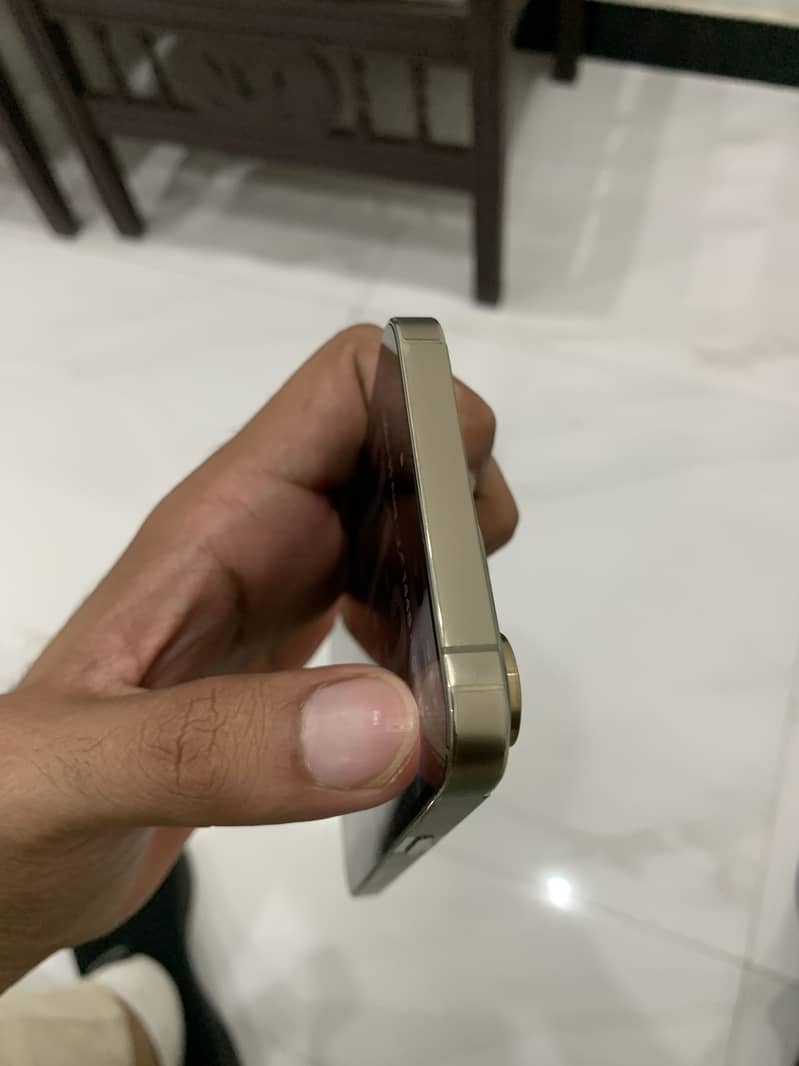 Iphone 14 pro max 3