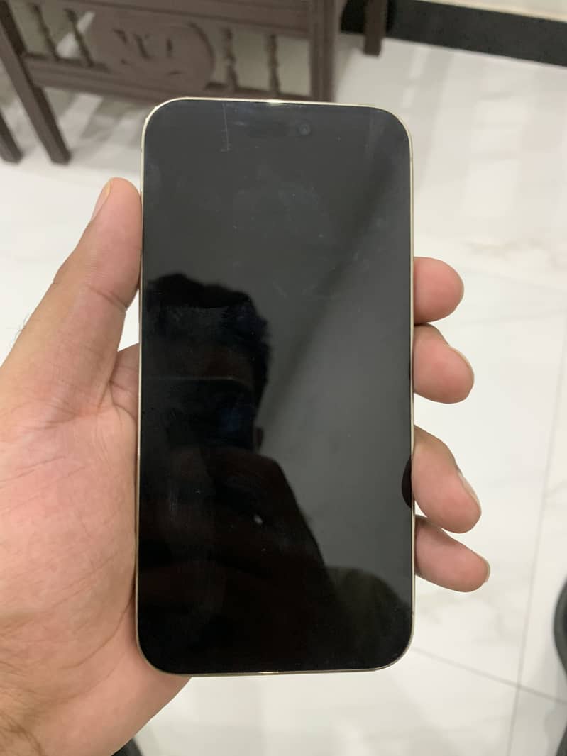Iphone 14 pro max 9