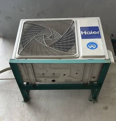 Haier 1 Ton DC Invertor