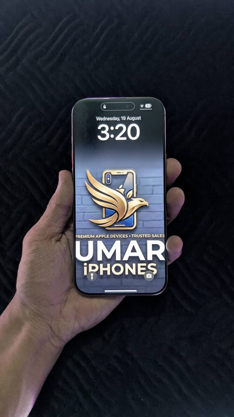 Apple iPhone 16 Pro Max 1