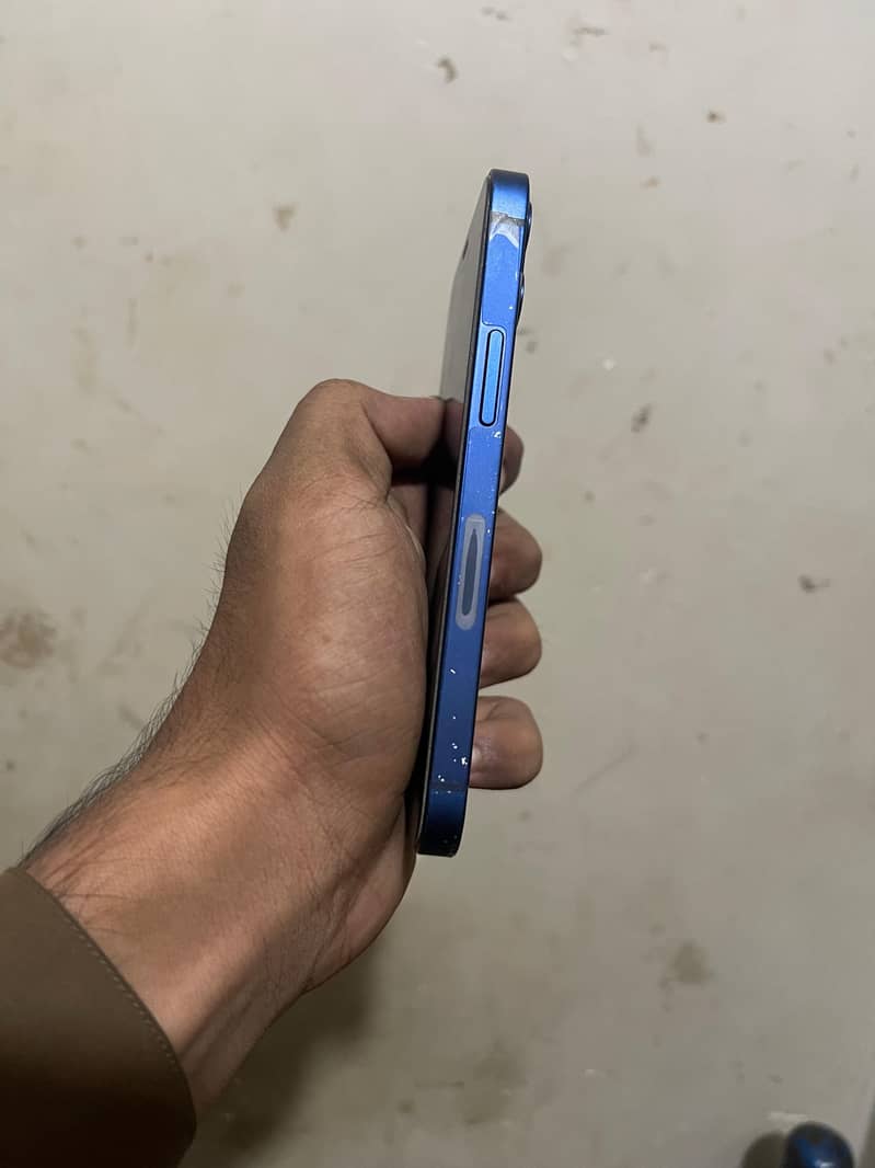 Apple iPhone 12 mini 2
