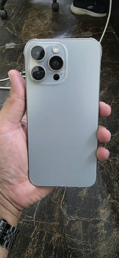 Apple iPhone 15 Pro Max