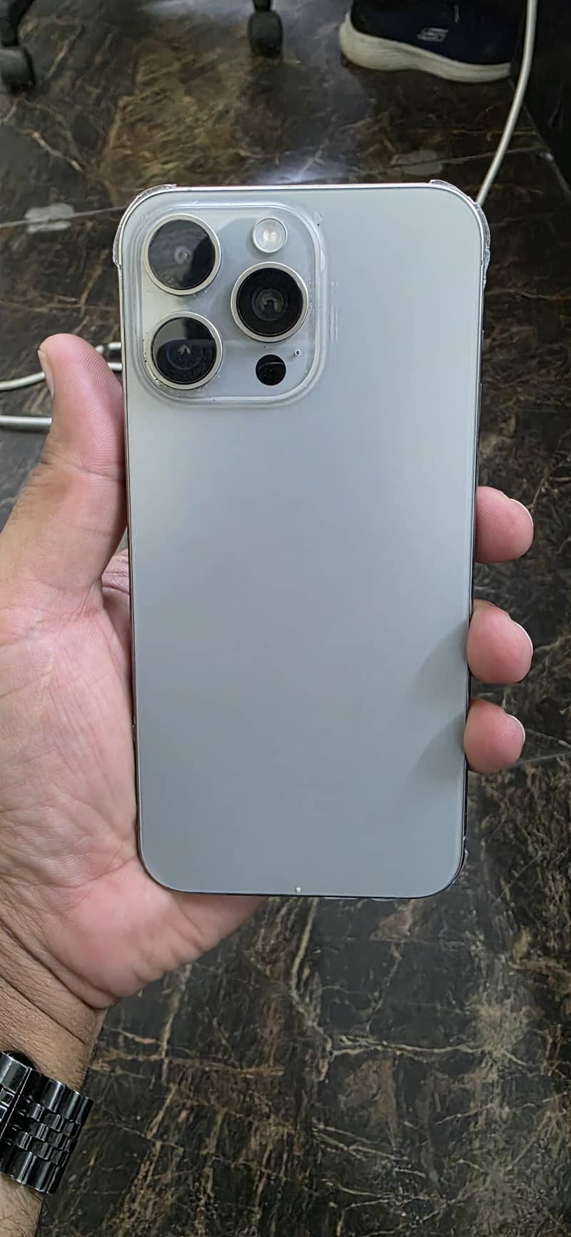 Apple iPhone 15 Pro Max 0