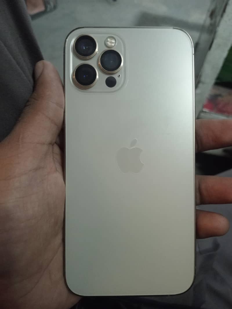 Apple iPhone 12 Pro 1