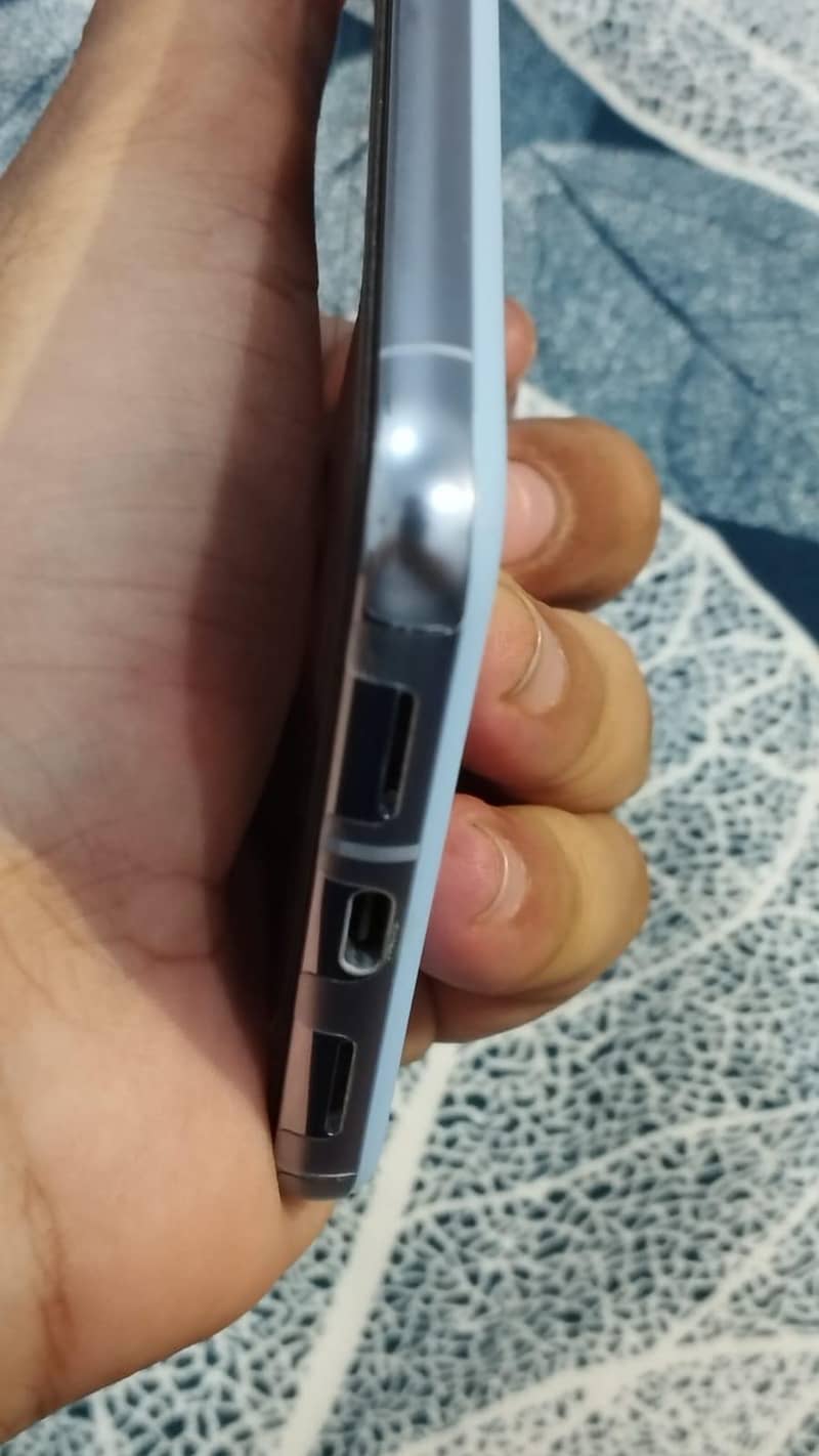 Google Pixel 8 Pro 4