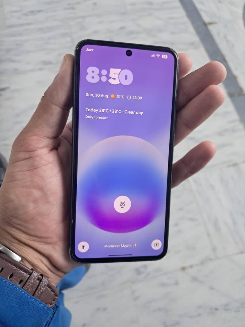 Google Pixel 8 1